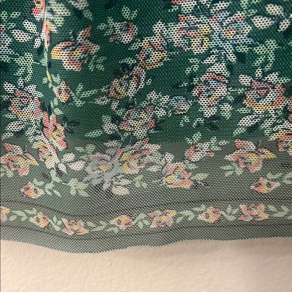 Max Studio Green Smocked Tank Top 335 - Picture 7 of 9